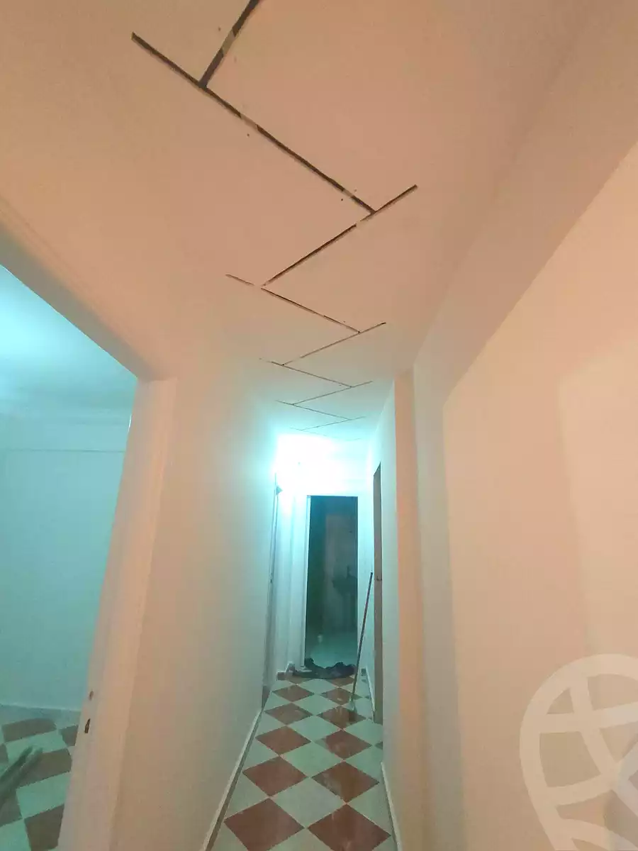 https://aqarmap.com.eg/ar/listing/6889774-for-sale-alexandria-al-agamy-bw-ywsf-hosni-mubarak-st