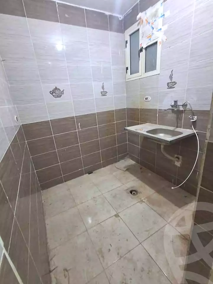 https://aqarmap.com.eg/ar/listing/6890011-for-rent-alexandria-al-agamy-lbytsh-el-hanafeya-st