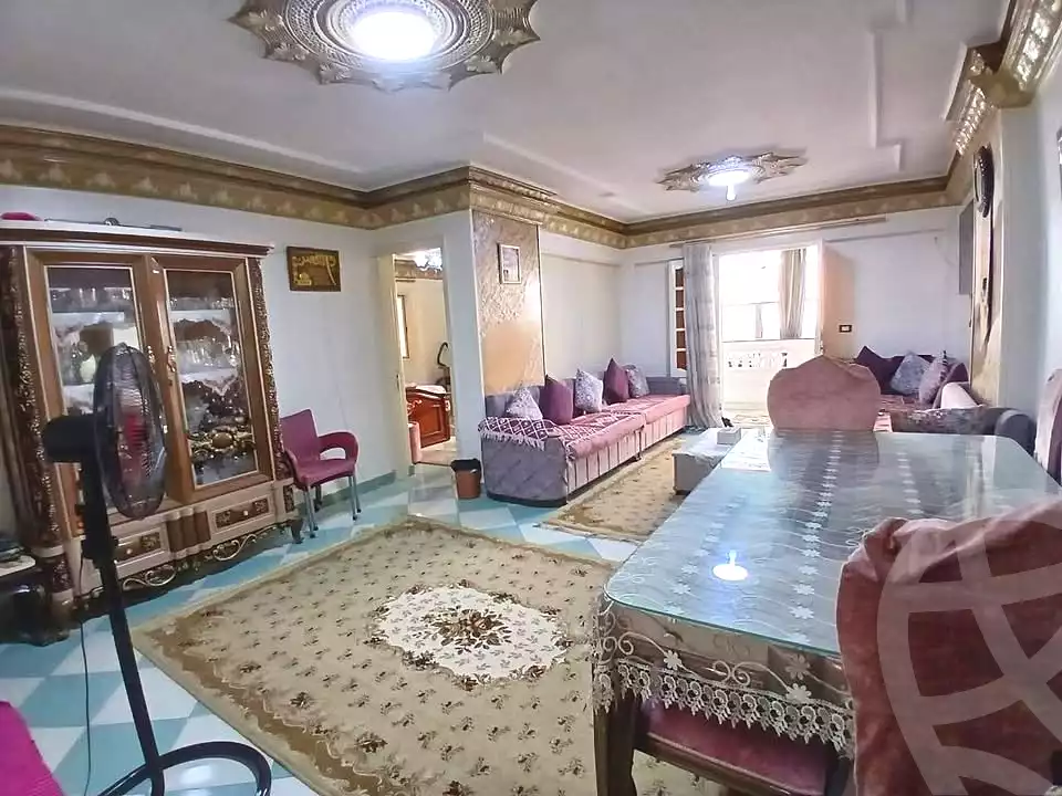 https://aqarmap.com.eg/ar/listing/6890806-for-sale-alexandria-miami-shr-jml-bd-lnsr