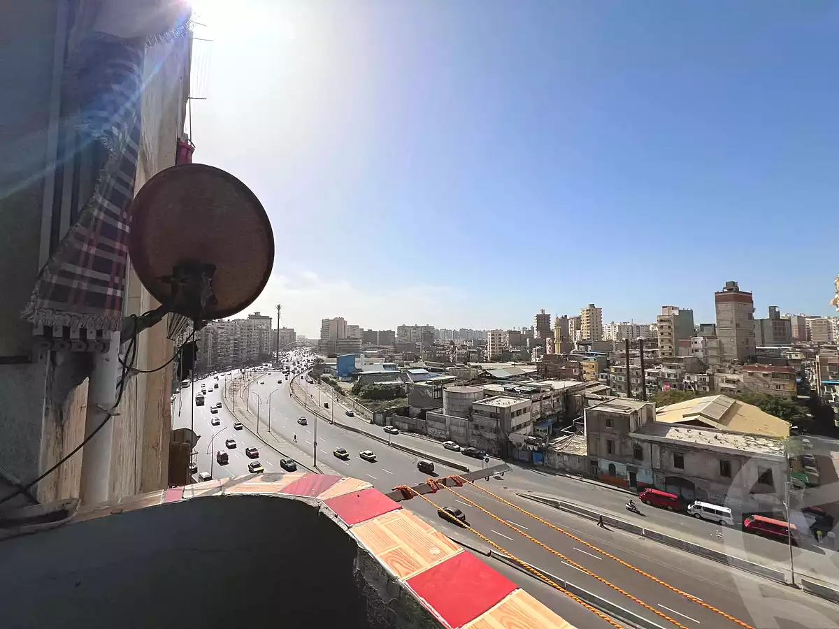 https://aqarmap.com.eg/ar/listing/6890982-for-sale-alexandria-alhadara-new-el-hadra
