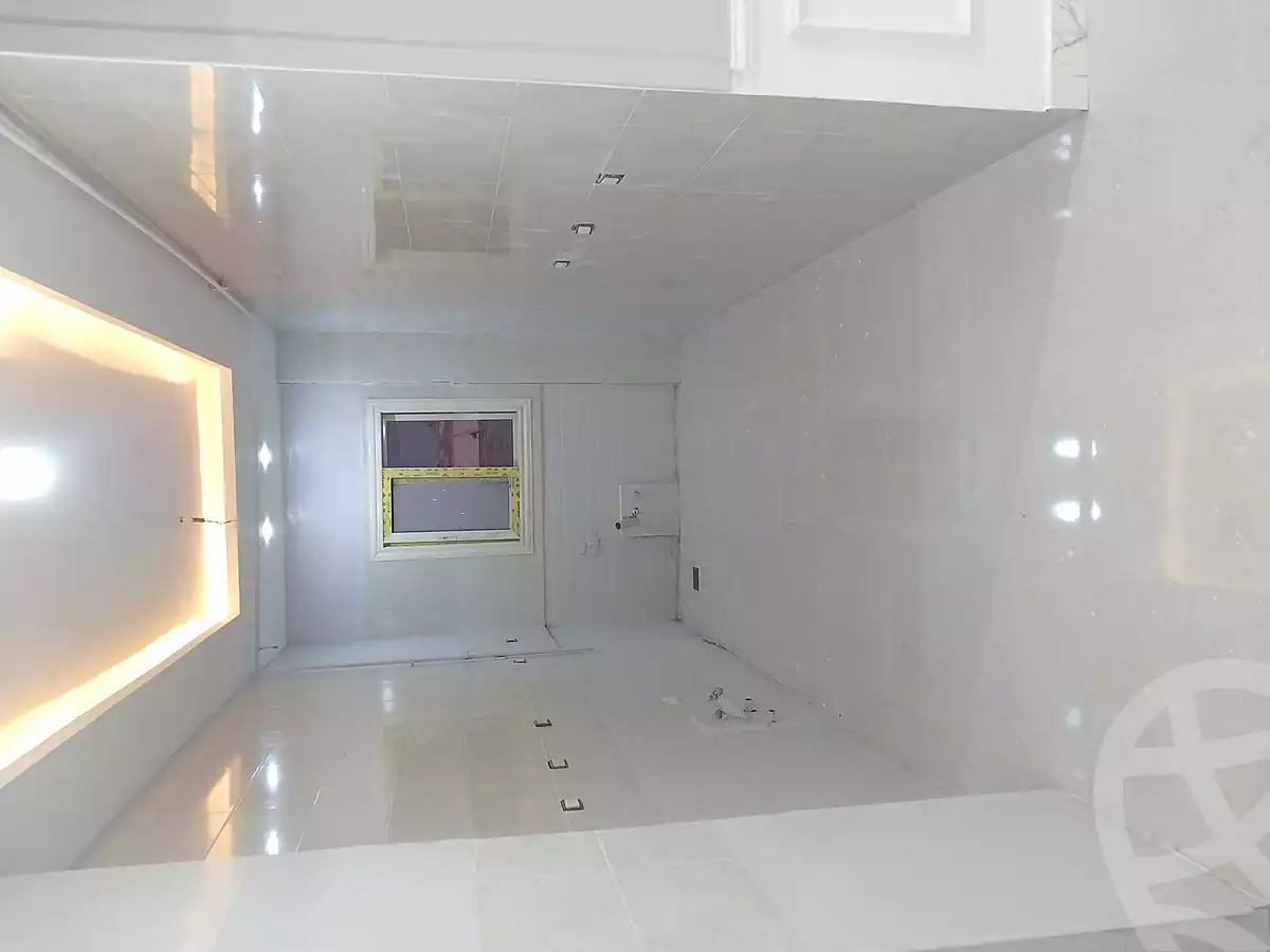 https://aqarmap.com.eg/en/listing/6891096-for-sale-cairo-6th-of-october-el-ahyaa-neighborhood-5th-street-2