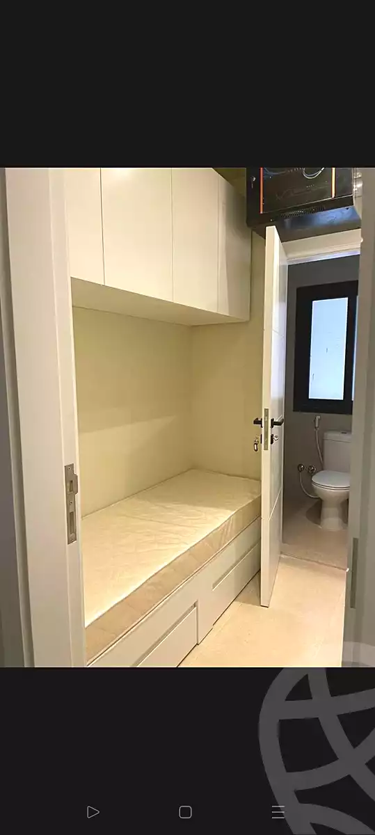 https://aqarmap.com.eg/ar/listing/6891830-for-rent-cairo-el-sheikh-zayed-city-compounds-kmbwnd-wyst-twn-swdyk