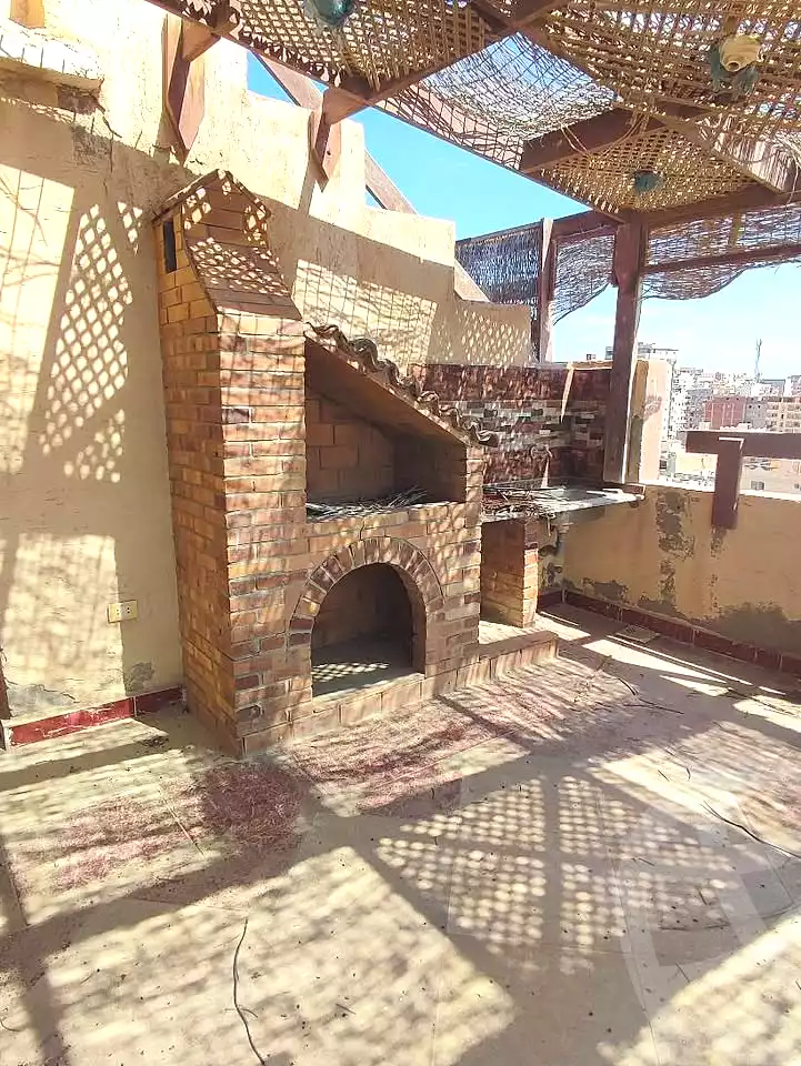 https://aqarmap.com.eg/ar/listing/6892084-for-sale-alexandria-al-agamy-lbytsh-bianchiii