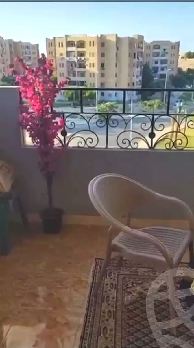 https://aqarmap.com.eg/ar/listing/6892430-for-sale-cairo-el-sheikh-zayed-city-el-hay-el-hady-ashaer-area-4-el-marwa-st