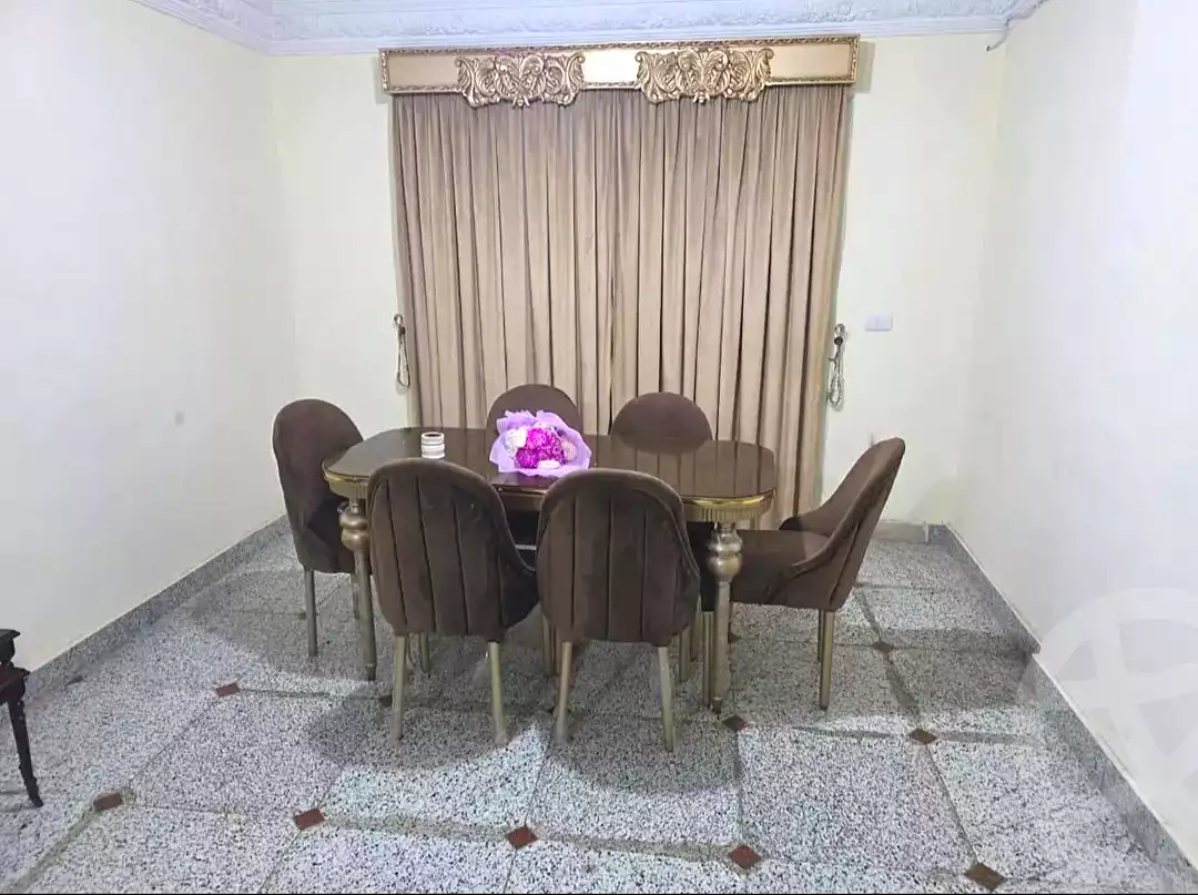 https://aqarmap.com.eg/ar/listing/6892487-for-sale-alexandria-moharram-bey-el-rasafa-st