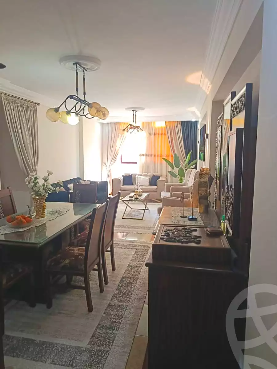 https://aqarmap.com.eg/ar/listing/6892613-for-sale-alexandria-el-asafra-l-sfr-qbly-el-maahad-el-dini-st