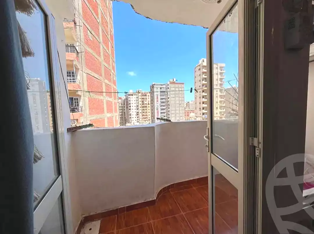 https://aqarmap.com.eg/ar/listing/6892633-for-sale-alexandria-el-asafra-salman-el-farsi-st