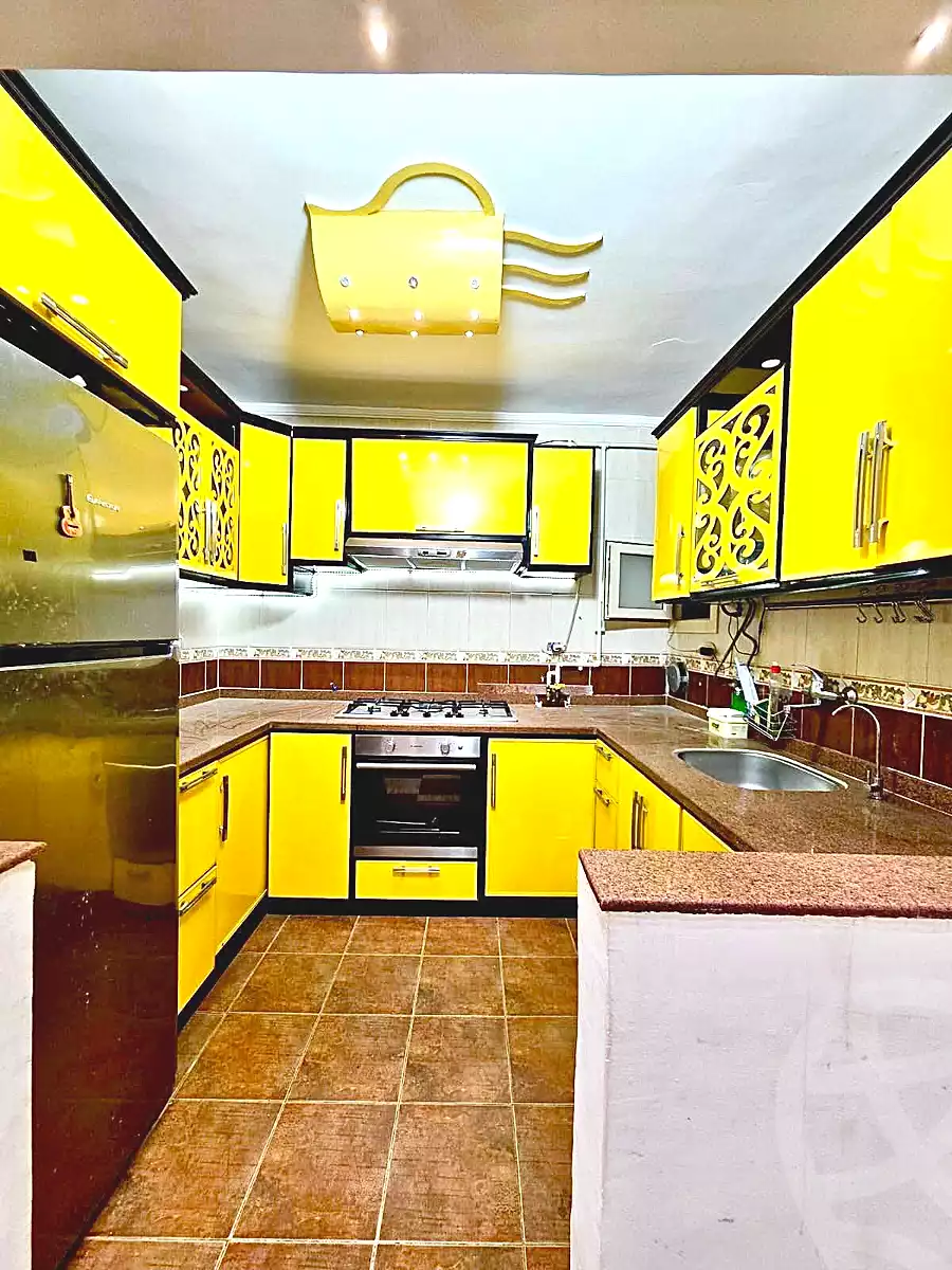 https://aqarmap.com.eg/ar/listing/6892832-for-sale-alexandria-el-asafra-l-sfr-bhry