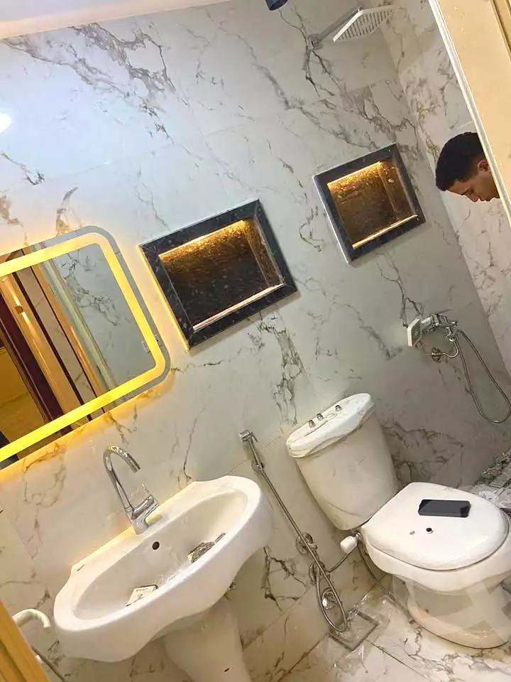 https://aqarmap.com.eg/ar/listing/6892962-for-sale-alexandria-al-agamy-lbytsh-shahr-al-assal-st