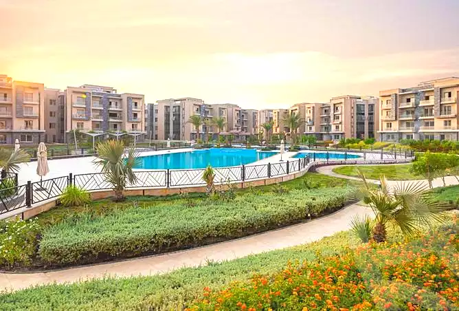 https://aqarmap.com.eg/ar/listing/6892956-for-sale-cairo-new-cairo-compounds-galleria-moon-valley-compound-arabia