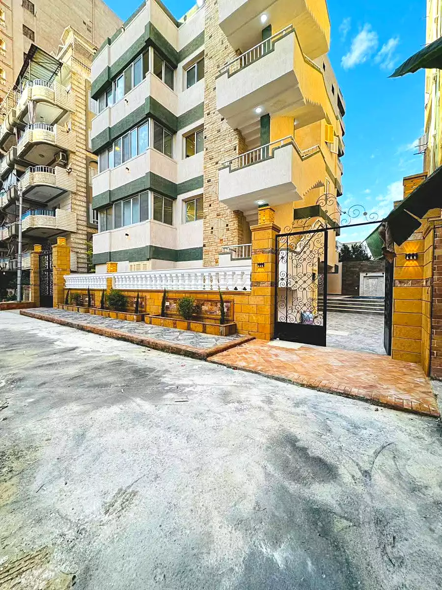 https://aqarmap.com.eg/en/listing/6893241-for-sale-alexandria-al-agamy-shataa-el-nakheel