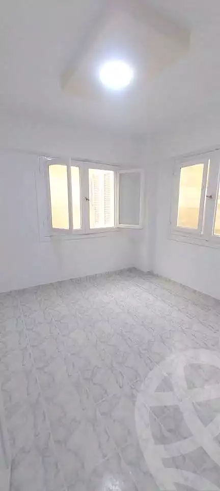 https://aqarmap.com.eg/en/listing/6893861-for-sale-alexandria-al-agamy-shataa-el-nakheel-no-9-st