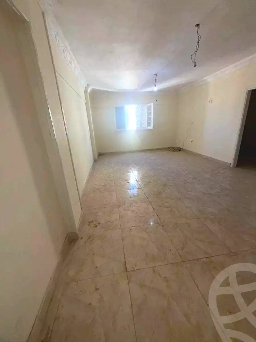 https://aqarmap.com.eg/en/listing/6893943-for-sale-alexandria-lsywf-el-falki