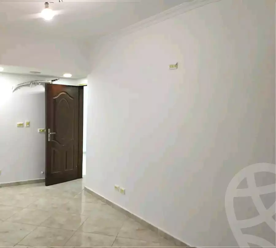https://aqarmap.com.eg/ar/listing/6894367-for-sale-cairo-helwan-rostom-st