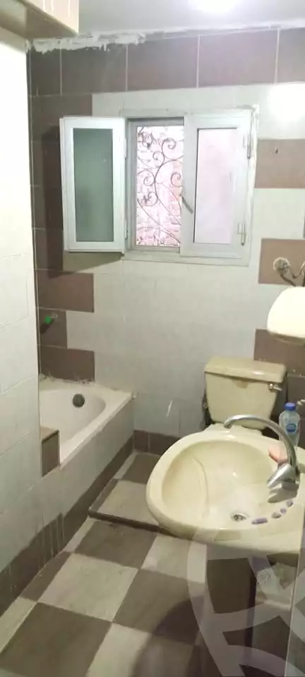 https://aqarmap.com.eg/en/listing/6894724-for-sale-alexandria-sydy-bshr-sydy-bshr-bhry
