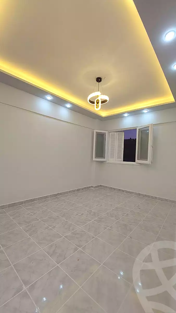https://aqarmap.com.eg/ar/listing/6894821-for-sale-alexandria-al-agamy-shataa-el-nakheel