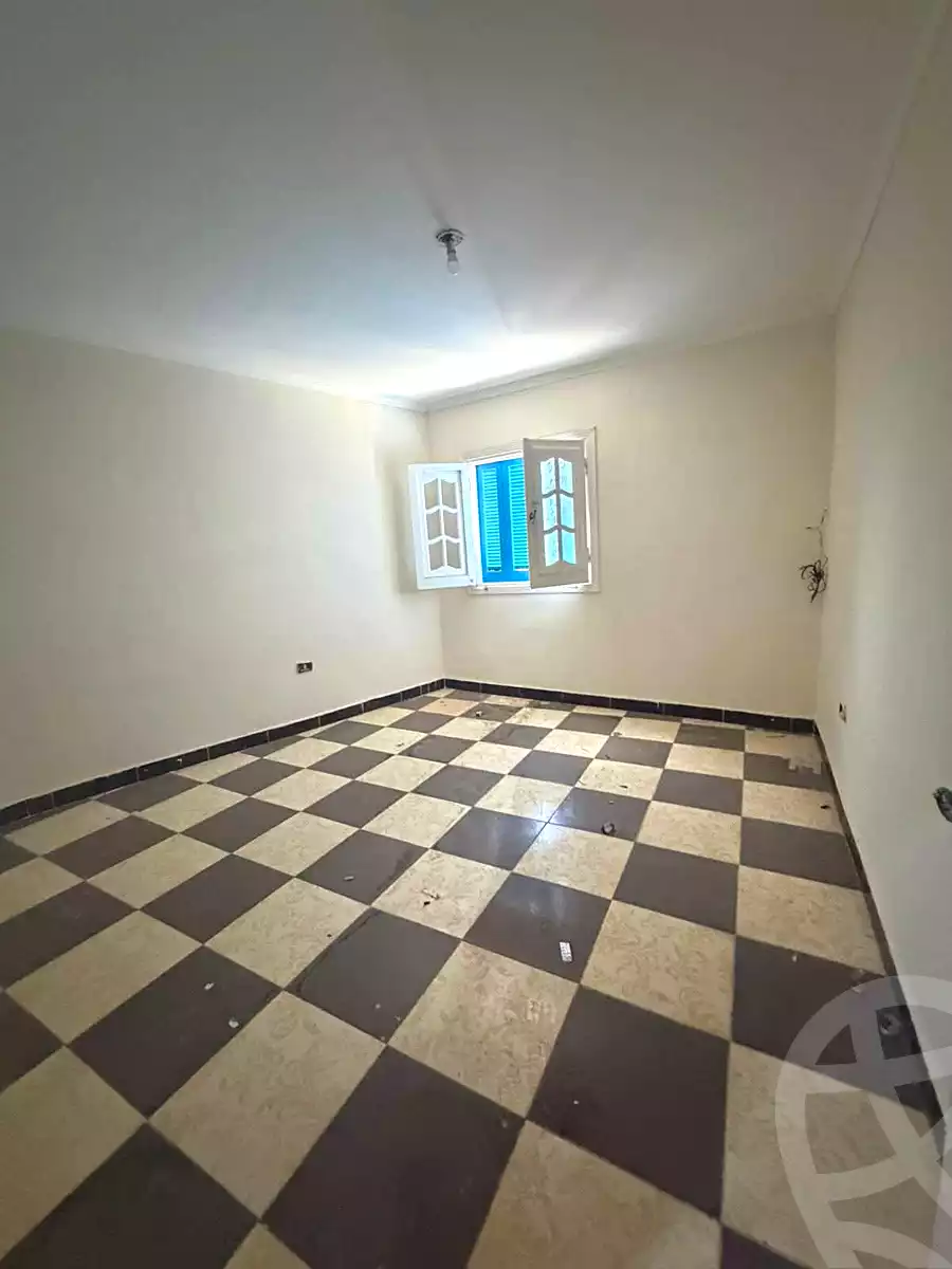 https://aqarmap.com.eg/ar/listing/6895183-for-rent-alexandria-al-agamy-lbytsh