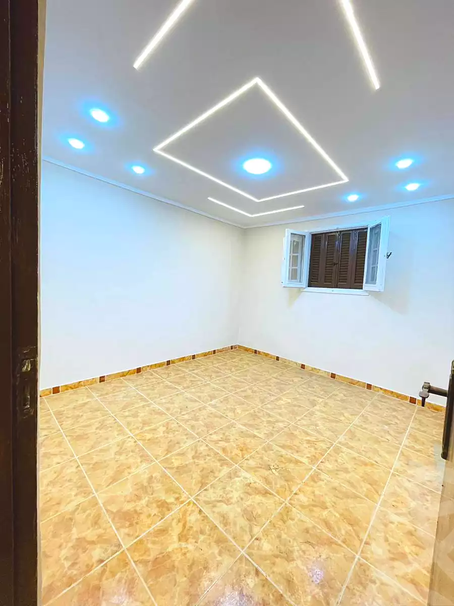 https://aqarmap.com.eg/ar/listing/6895211-for-sale-alexandria-lsywf-el-seyouf-qebly-el-salam-st