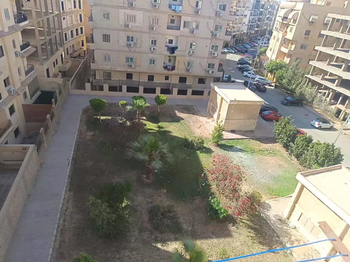 https://aqarmap.com.eg/ar/listing/6895515-for-sale-cairo-new-cairo-el-banafsg-el-banafsag-omarat-al-gabri-st
