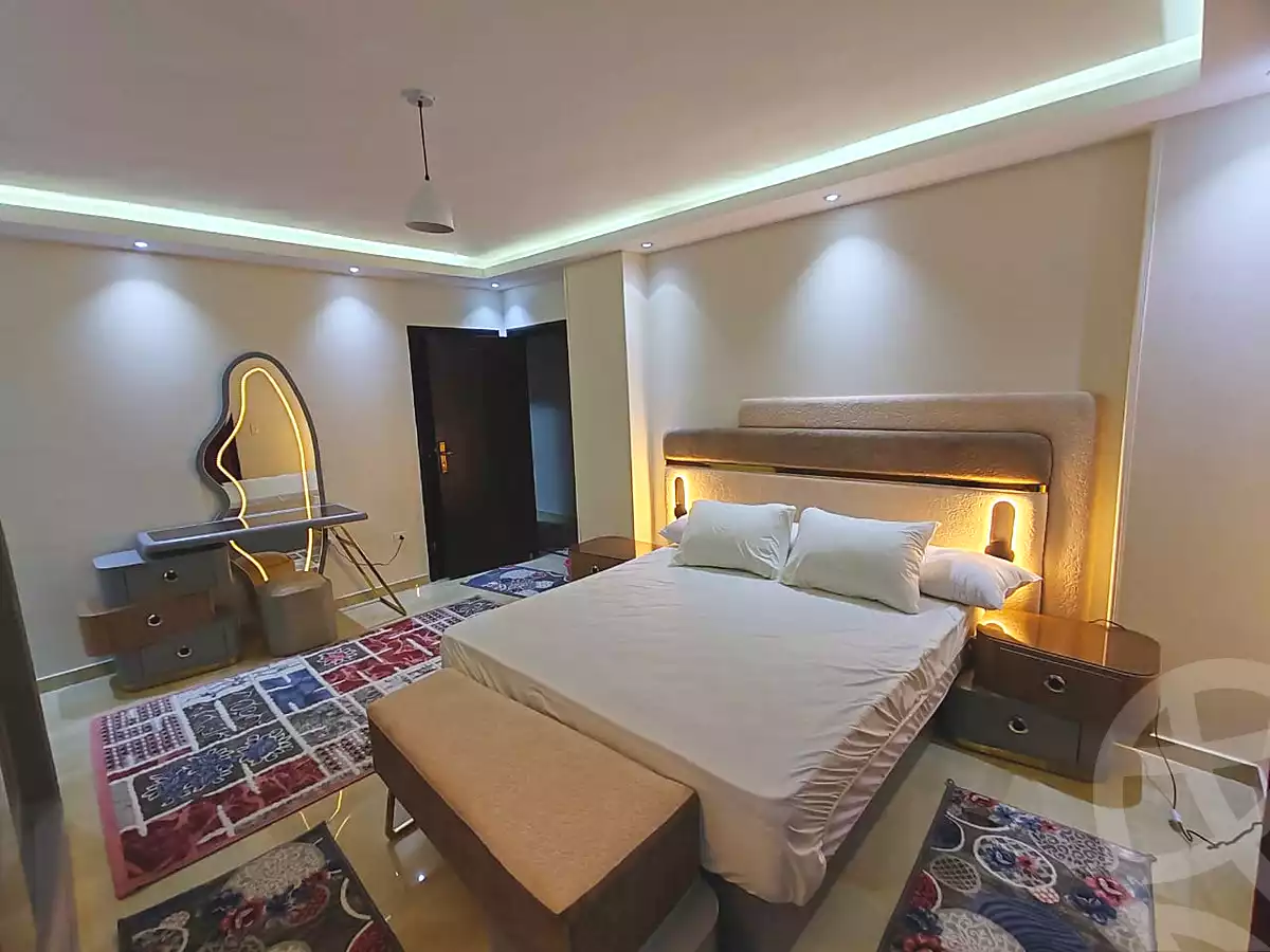 https://aqarmap.com.eg/ar/listing/6895707-for-rent-cairo-el-sheikh-zayed-city-el-hay-elthamen-area-1