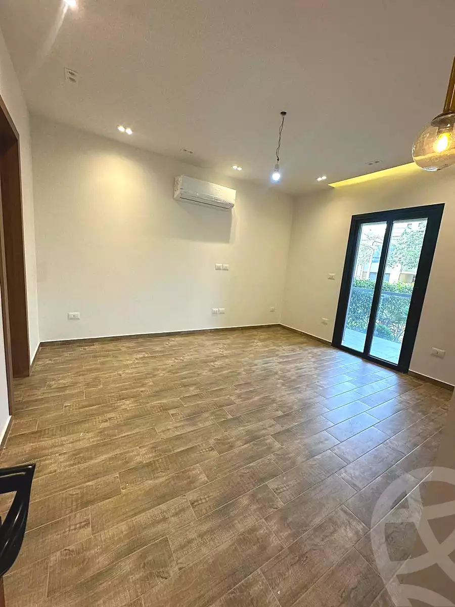 https://aqarmap.com.eg/ar/listing/6895705-for-rent-cairo-new-cairo-compounds-villette-kmbwnd-sky-kwndwz-swdyk-villette