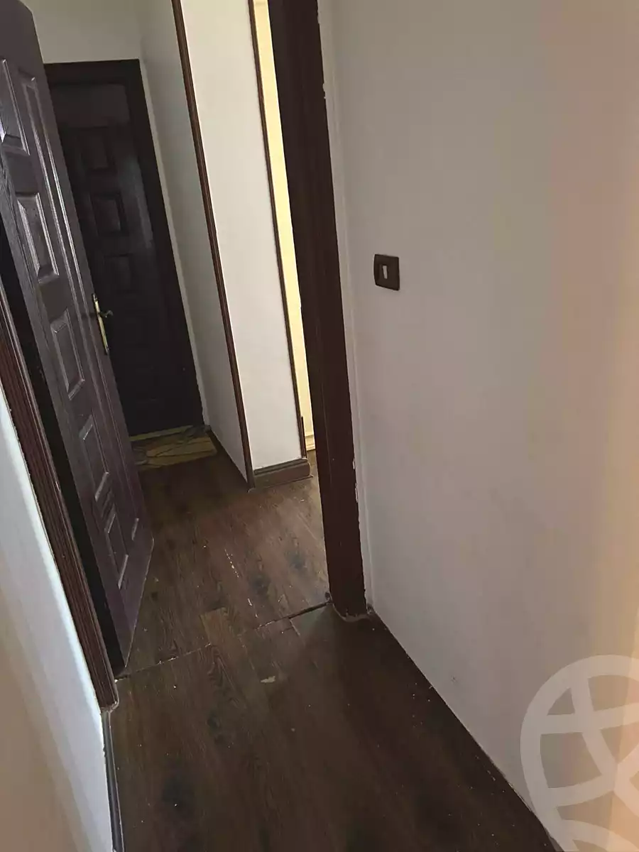 https://aqarmap.com.eg/ar/listing/6895780-for-sale-cairo-6th-of-october-el-ahyaa-neighborhood-2nd-divided-from-al-kafrawei-st
