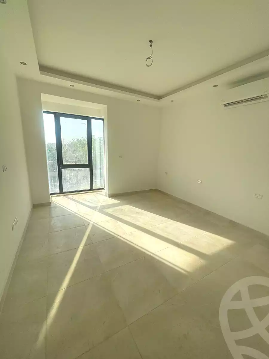 https://aqarmap.com.eg/ar/listing/6895811-for-rent-cairo-new-cairo-compounds-villette-kmbwnd-sky-kwndwz-swdyk-villette