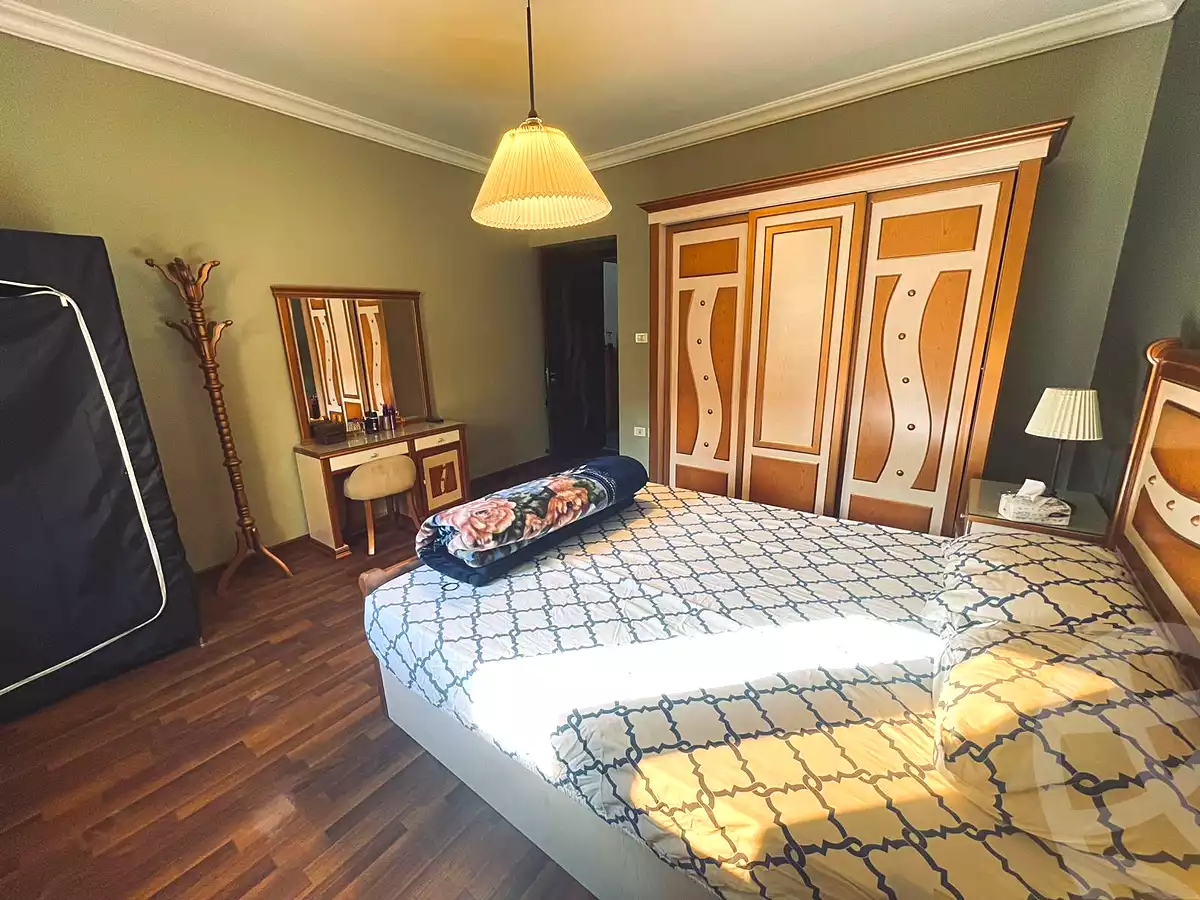 https://aqarmap.com.eg/ar/listing/6895883-for-rent-cairo-new-cairo-compounds-el-ashrafia