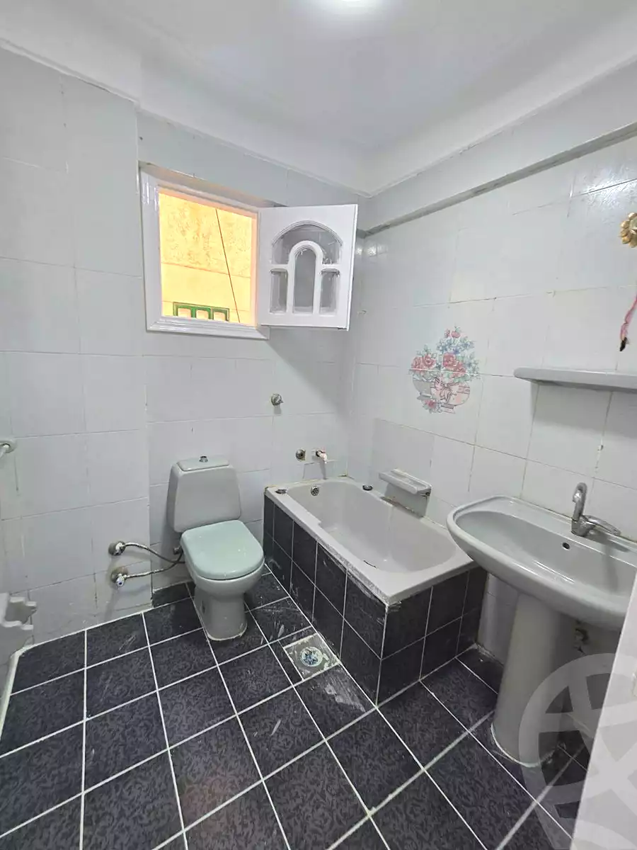 https://aqarmap.com.eg/en/listing/6894652-for-sale-alexandria-al-agamy-shataa-el-nakheel