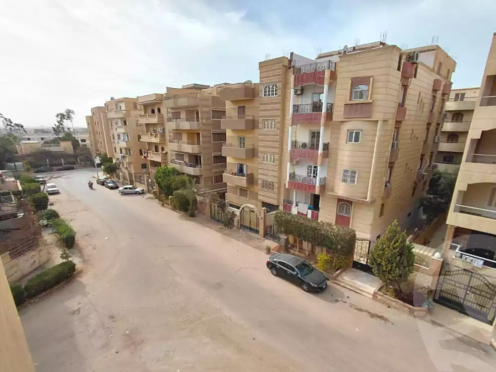 https://aqarmap.com.eg/ar/listing/6895802-for-sale-cairo-6th-of-october-el-ahyaa-neighborhood-5th-street-2