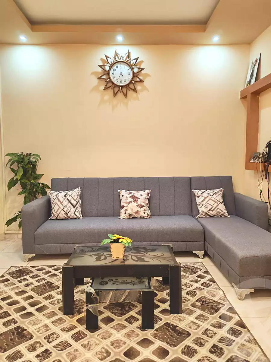 https://aqarmap.com.eg/ar/listing/6895957-for-rent-cairo-el-sheikh-zayed-city-el-hay-elsades-ashaer