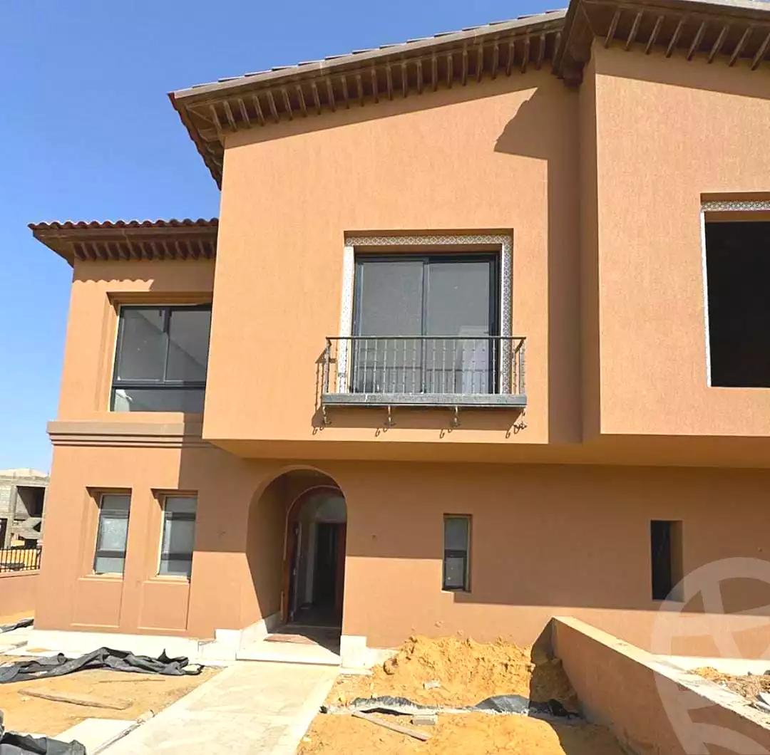 https://aqarmap.com.eg/en/listing/6896135-for-sale-cairo-el-sheikh-zayed-city-compounds-kmbwnd-fyldj-wyst-dr-llttwyr