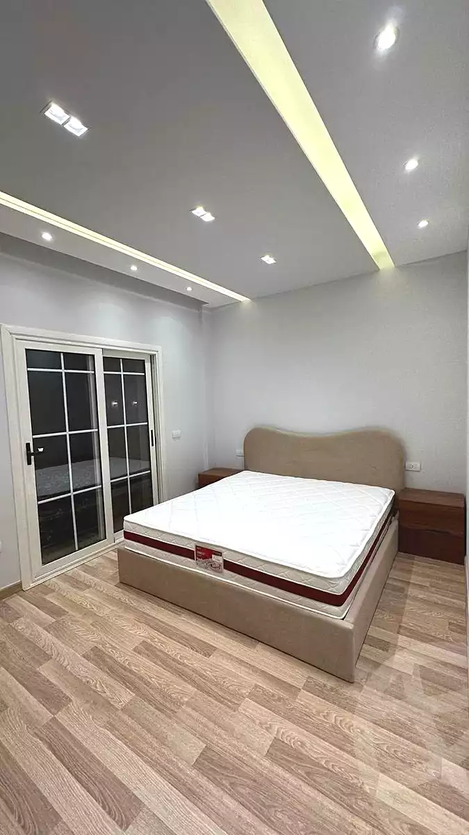https://aqarmap.com.eg/en/listing/6896744-for-sale-cairo-new-cairo-compounds-the-square