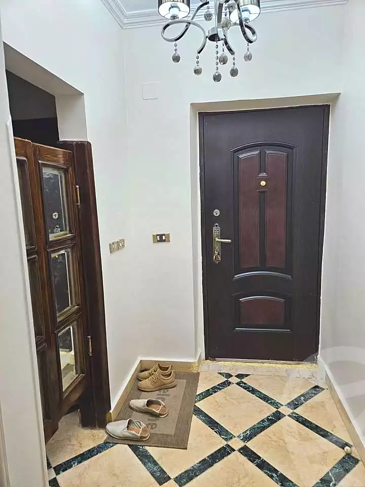 https://aqarmap.com.eg/ar/listing/6894075-for-sale-cairo-helwan-mohamed-sayed-ahmed-st