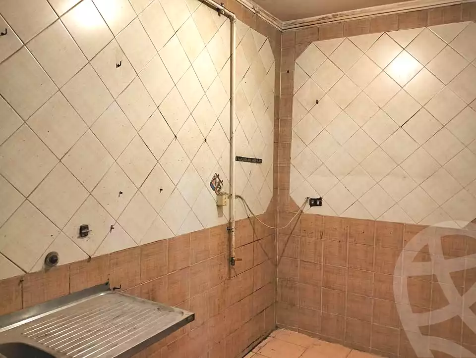 https://aqarmap.com.eg/en/listing/6894184-for-sale-cairo-helwan-helwan-el-sharkeya-zaki-hawas-st