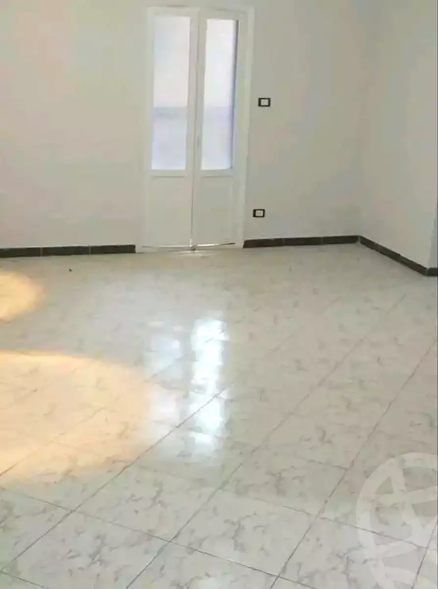 https://aqarmap.com.eg/ar/listing/6897466-for-sale-alexandria-sydy-bshr-sydy-bshr-bhry-el-fakharany-st