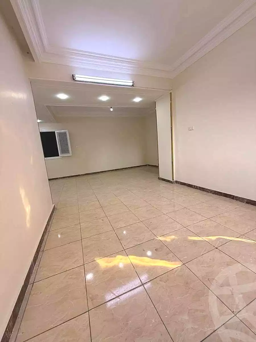 https://aqarmap.com.eg/ar/listing/6897667-for-sale-cairo-helwan-helwan-el-sharkeya-abd-el-rahman-pasha-st