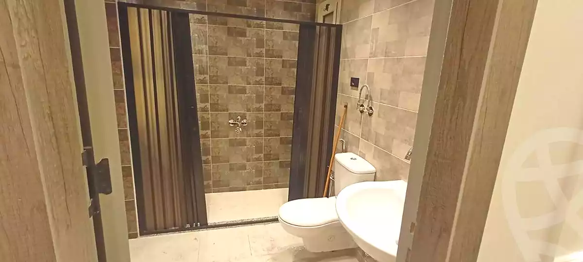 https://aqarmap.com.eg/en/listing/6898006-for-sale-cairo-helwan-mohamed-sayed-ahmed-st