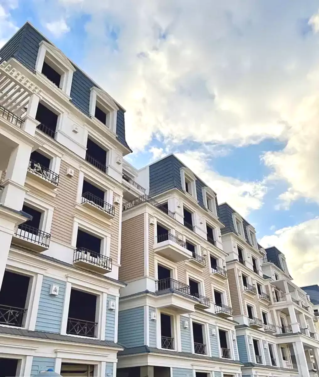 https://aqarmap.com.eg/en/listing/6898048-for-sale-cairo-new-cairo-compounds-mountain-view1-1-compound