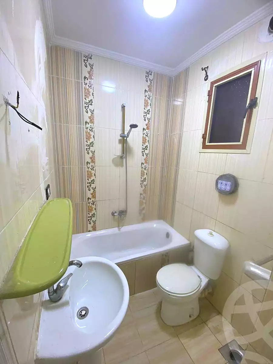 https://aqarmap.com.eg/en/listing/6898091-for-sale-alexandria-lsywf-el-falki