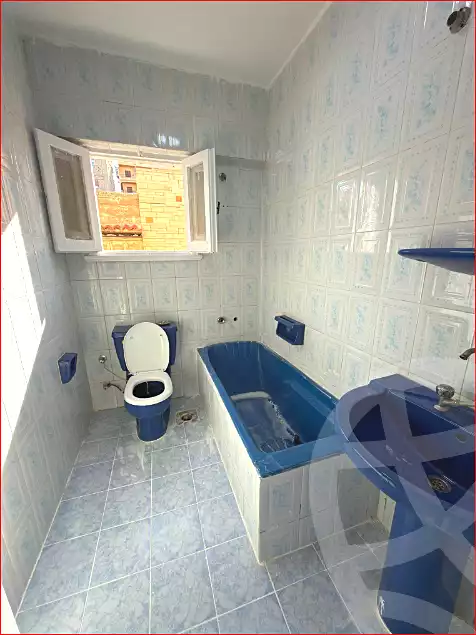 https://aqarmap.com.eg/ar/listing/6898125-for-sale-alexandria-al-agamy-shataa-el-nakheel