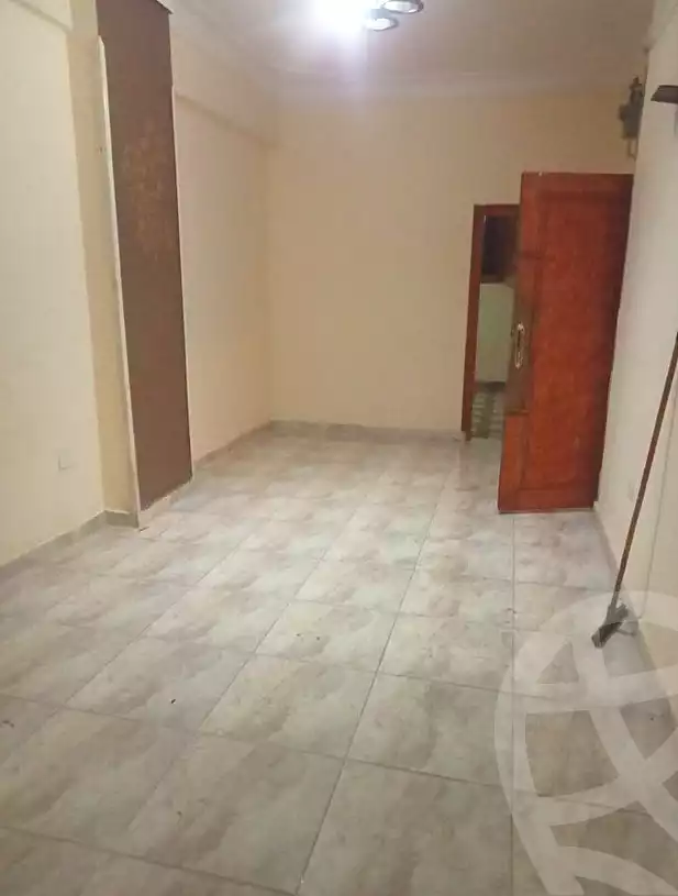 https://aqarmap.com.eg/ar/listing/6899319-for-rent-alexandria-al-agamy-lbytsh-ibrahim-othman-st