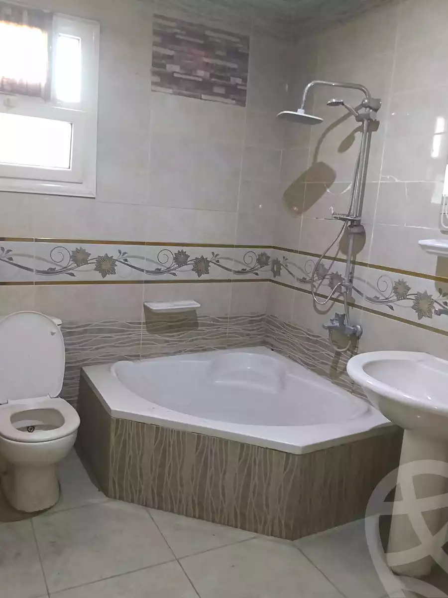 https://aqarmap.com.eg/ar/listing/6899908-for-rent-cairo-ain-shams-jsr-lswys