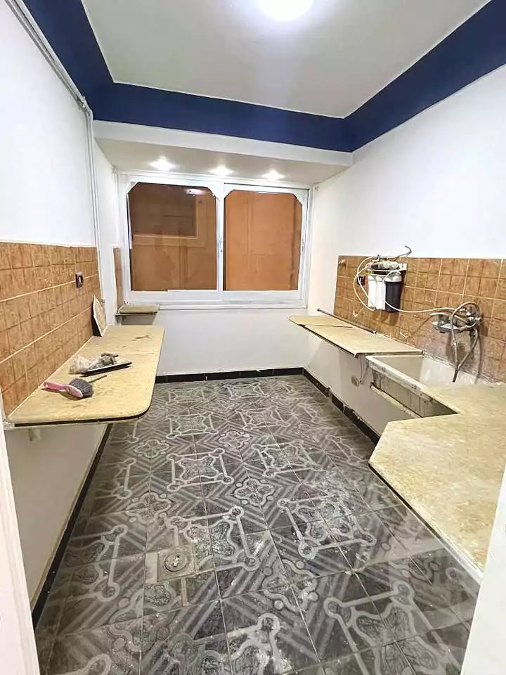 https://aqarmap.com.eg/ar/listing/6900290-for-sale-alexandria-al-agamy-lbytsh-el-hanafeya-st