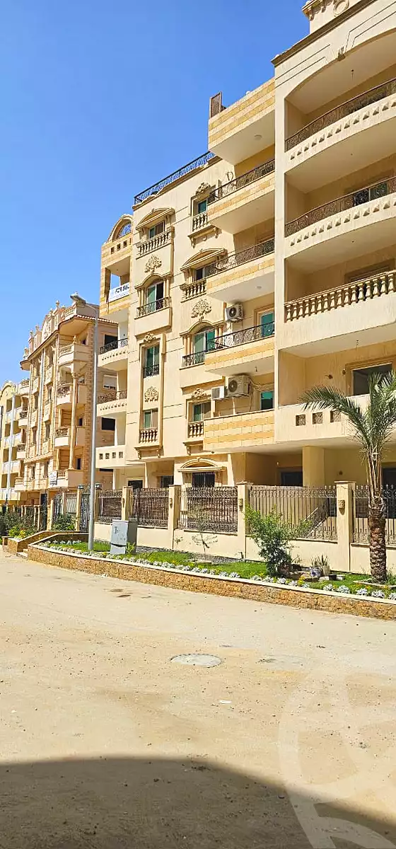 https://aqarmap.com.eg/ar/listing/6900864-for-sale-cairo-new-cairo-el-lotus-lotus-north-lmntq-lthny-llwts-lshmly