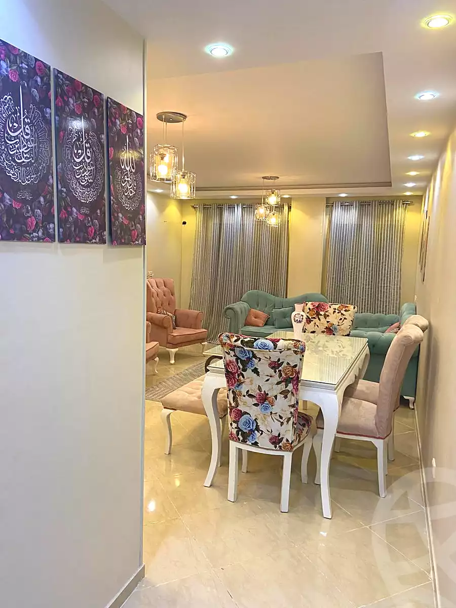 https://aqarmap.com.eg/ar/listing/6901361-for-rent-cairo-el-sheikh-zayed-city-compounds-dr-msr