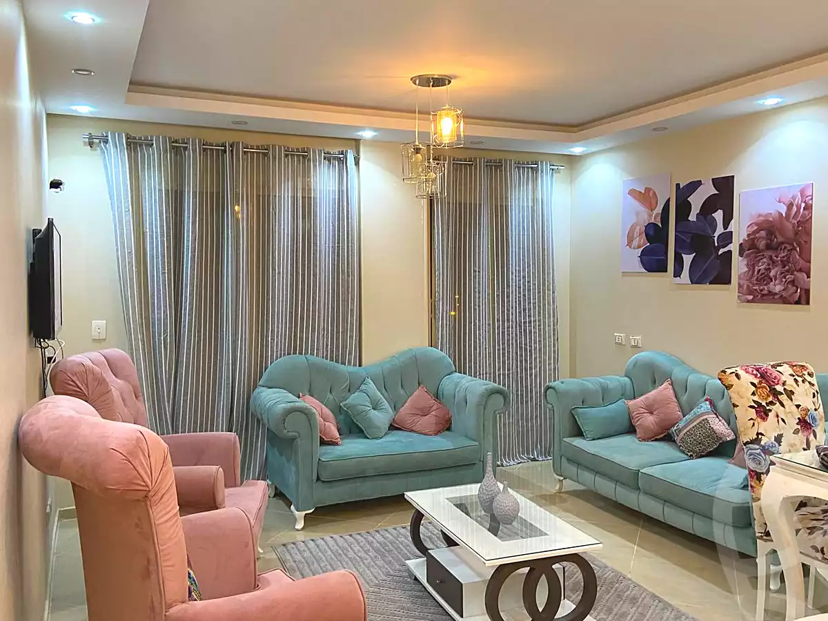 https://aqarmap.com.eg/ar/listing/6901361-for-rent-cairo-el-sheikh-zayed-city-compounds-dr-msr