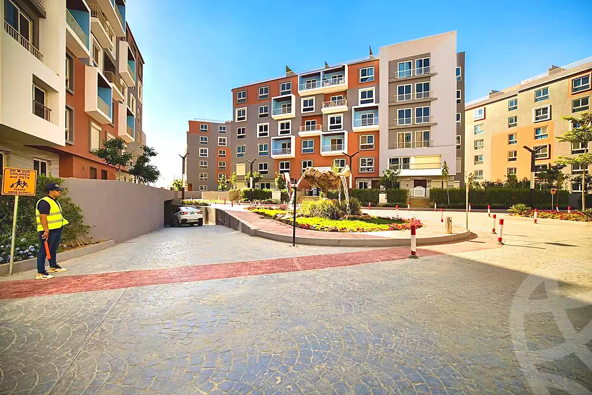 https://aqarmap.com.eg/ar/listing/6901394-for-sale-cairo-new-cairo-compounds-mwrd-fq-llttwyr