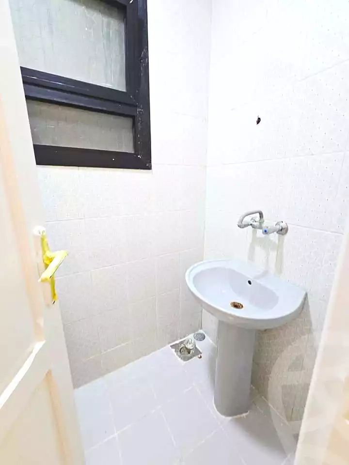 https://aqarmap.com.eg/en/listing/6901505-for-sale-alexandria-al-agamy-shataa-el-nakheel
