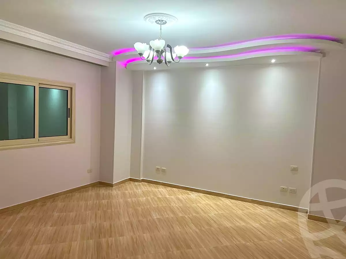 https://aqarmap.com.eg/ar/listing/6901611-for-rent-cairo-6th-of-october-el-hay-el-motamyz-el-motamayez-neighborhood-abd-el-moneim-riad-st